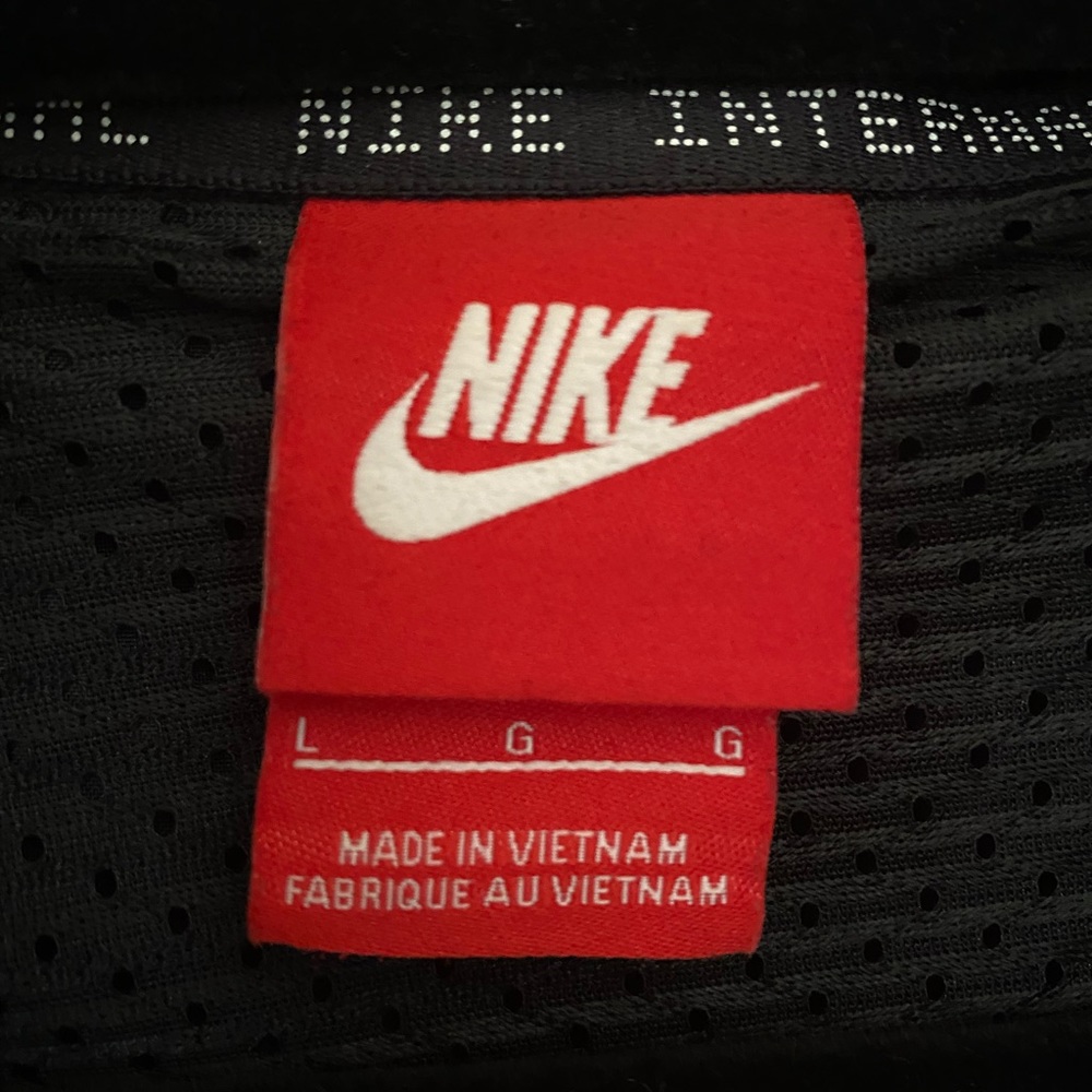 Nike International Windrunner - image 2